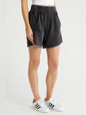 1124. FREE PEOPLE All Star Sweat Shorts in Washed Black Sz S NWOT